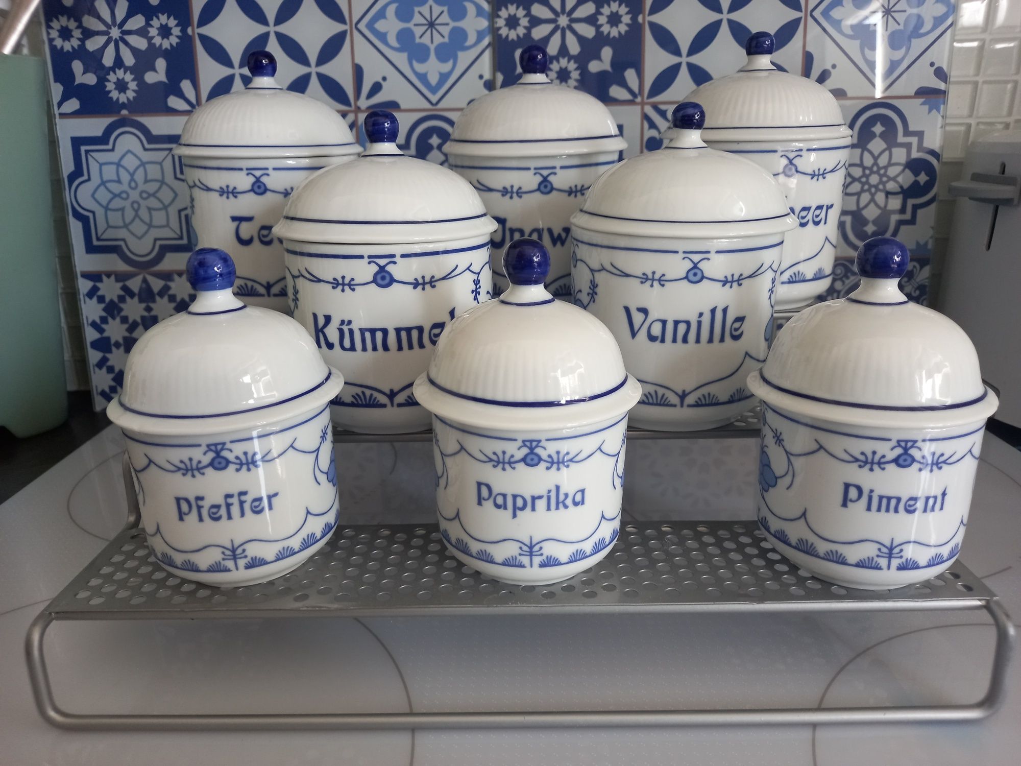 Porcelana KAHLA 9 pojemników przyprawy wzór słomkowy + półka OKAZJA