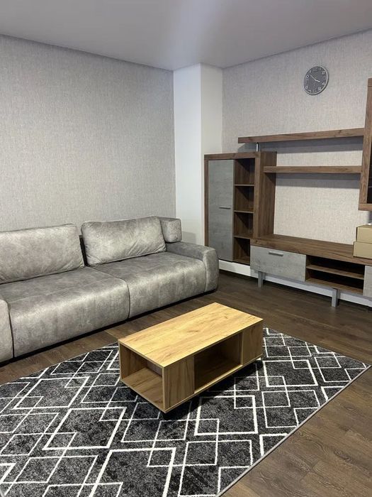 Продам квартиру-студію  в центрі міста