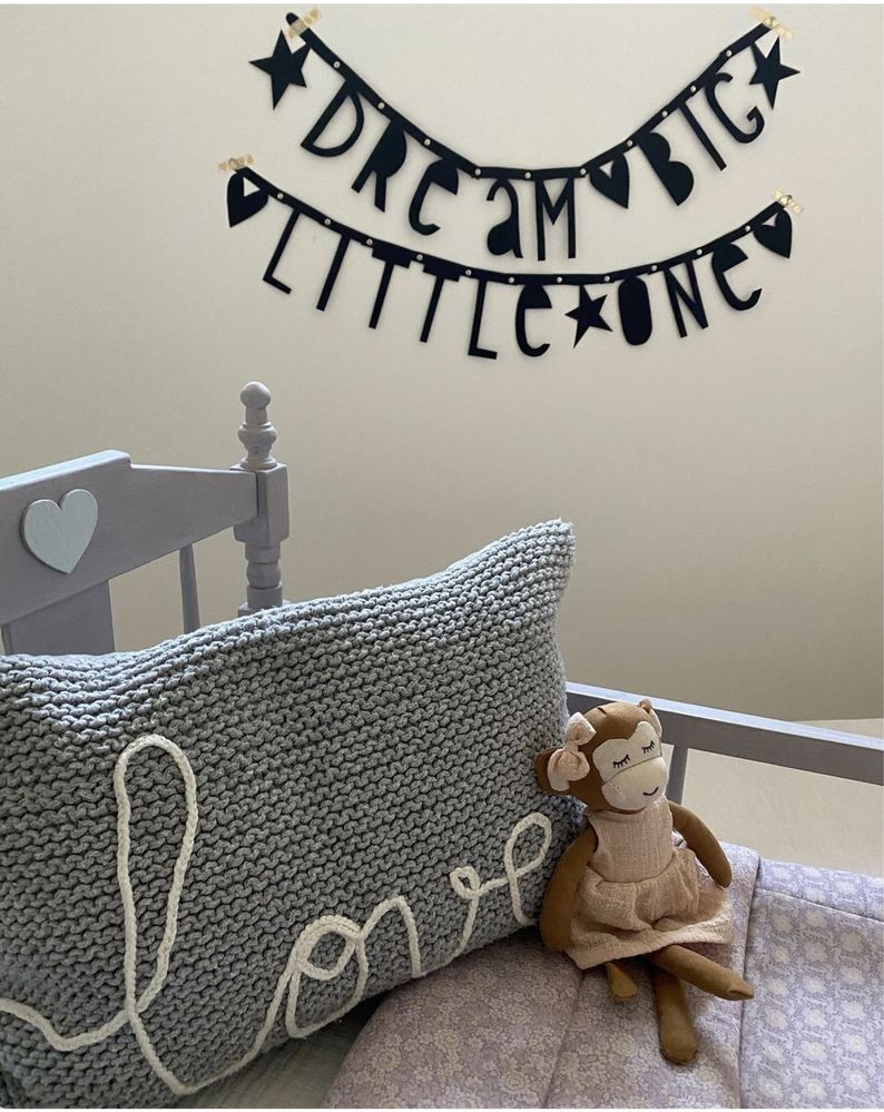 Grinalda/Banner/Letreiro ‘Dream Big Little One’