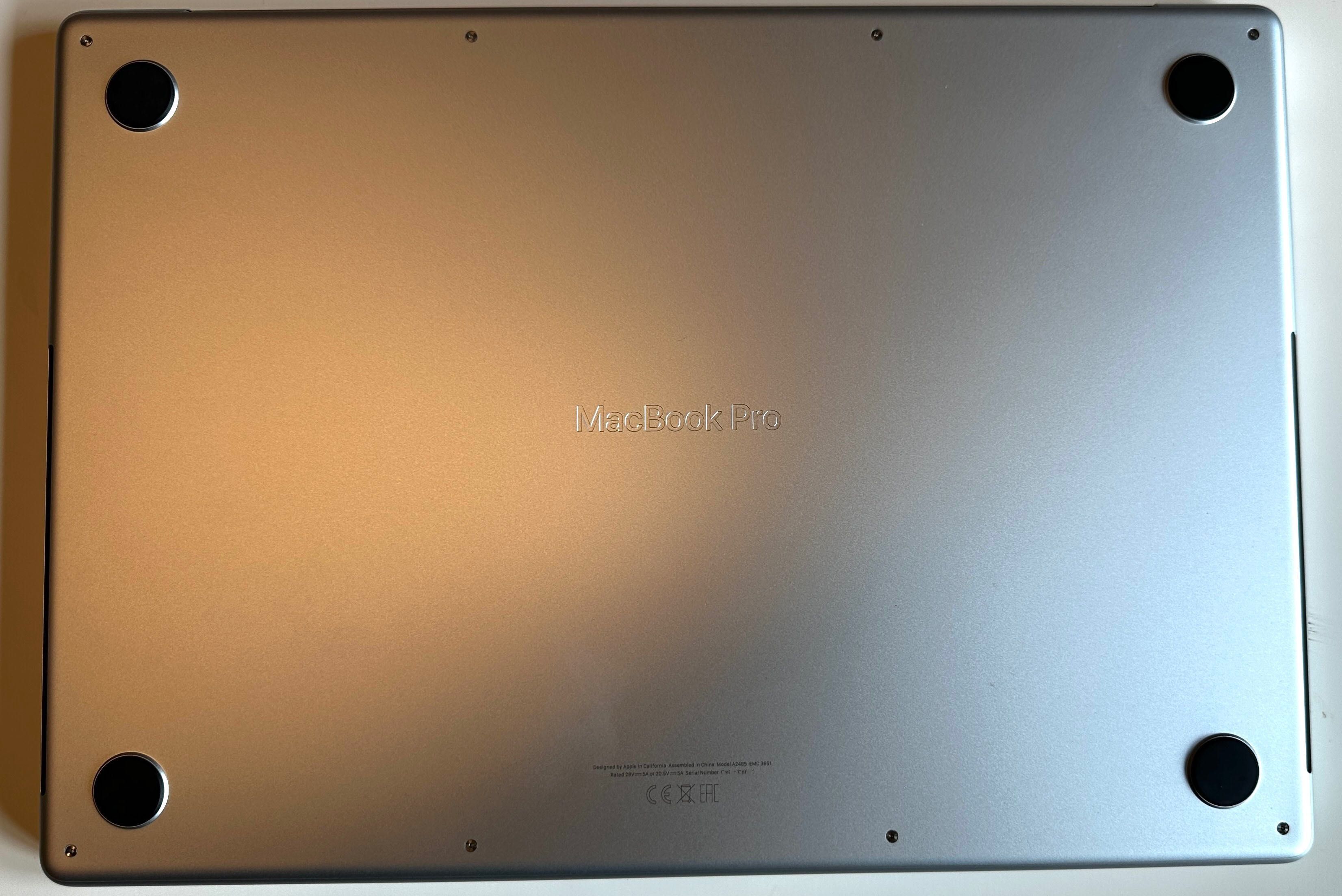 MacBook Pro 16" M1 Max 32GB/1TB srebrny