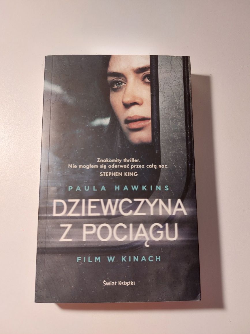 książka "Dziewczyna z pociągu"