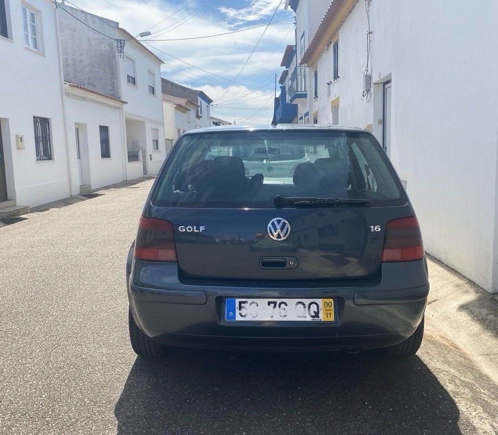 Volkswagen Golf IV 1.6 Gasolina (2000) Negociável
