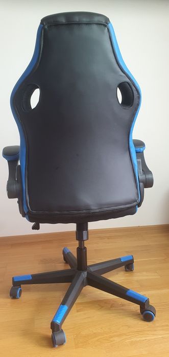 VOJENSVOJENSКрісло геймерське VOJENS чорний/синій шт.шкіра/сітка
Крісл