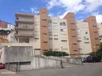 Garagem em Coimbra com 17m2 em prédio com portão automático