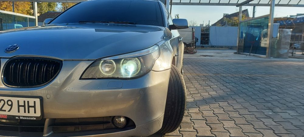 BMW E60 2.2 бензин на механике