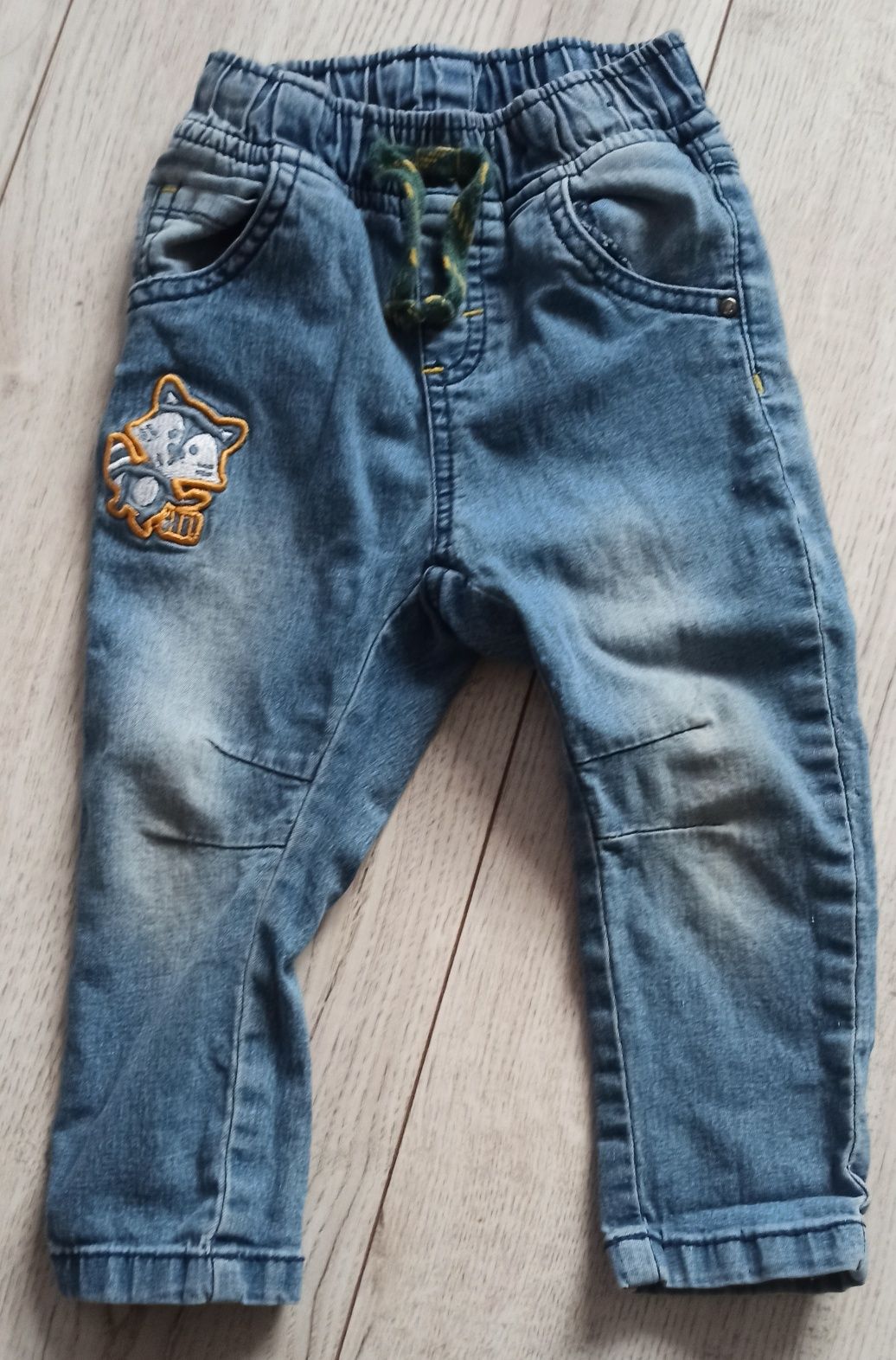 Dziecięce spodnie jeansowe