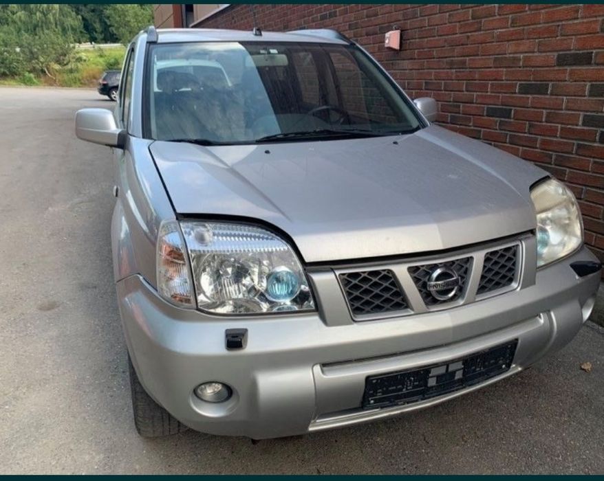 Nissan xtrail T 30