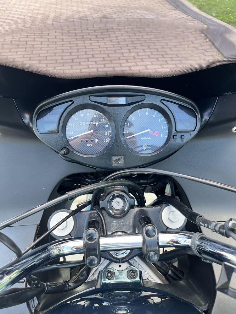 Продам honda deauville 650