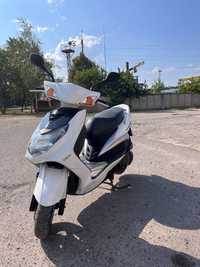 Продам Yamaha Cygnus 125 без пробігу по Україні,з документами