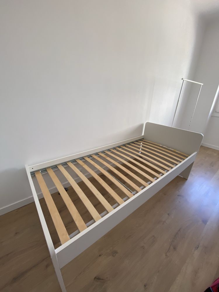 Cama de Solteiro (Com Colchão)