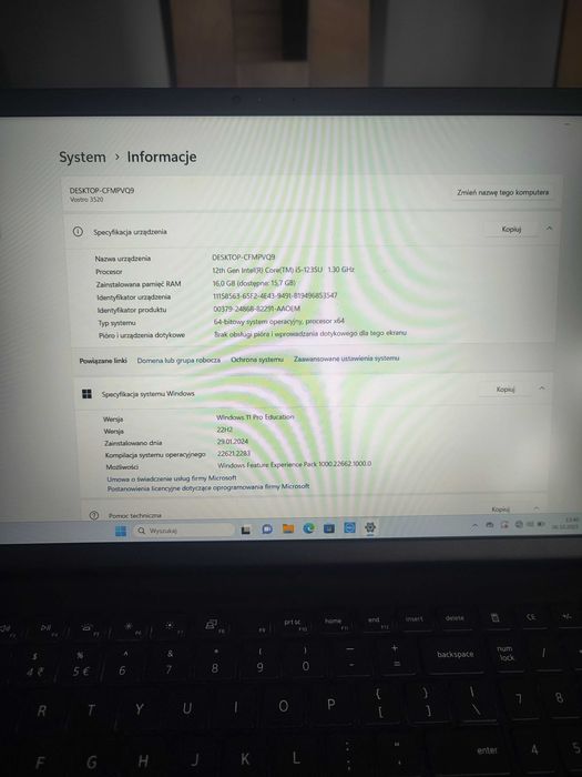 Dell Vostro 3520 i5-1235U 15.6" FHD 250nits 16GB DDR4 SSD512