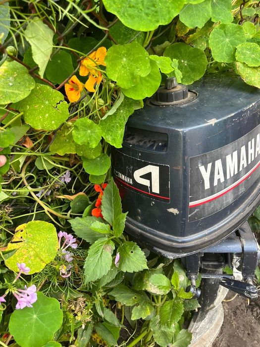 Łódź  z przyczepka i silnikiem Yamaha 4 km