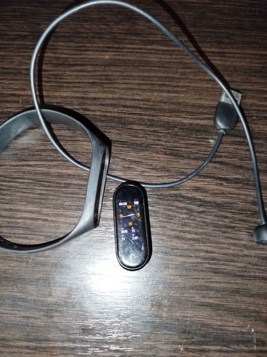 Фитнес-браслет Mi Smart Band 4