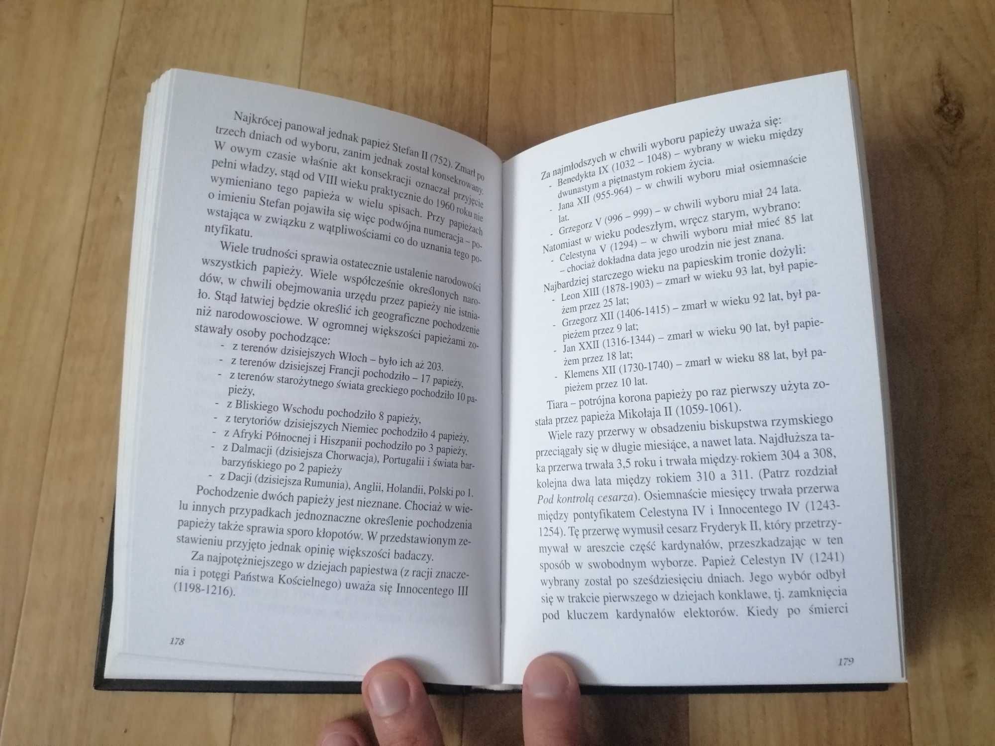 Tajne sprawy papieży - Robert A. Haasler