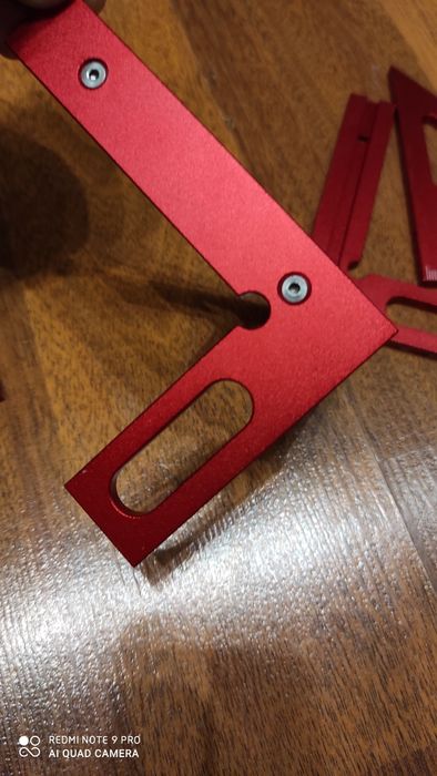 Кутник Свенсона, алюмінієвий, столярний