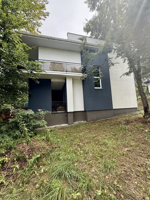 Продам будинок в мальовничій місцевості під Києвом