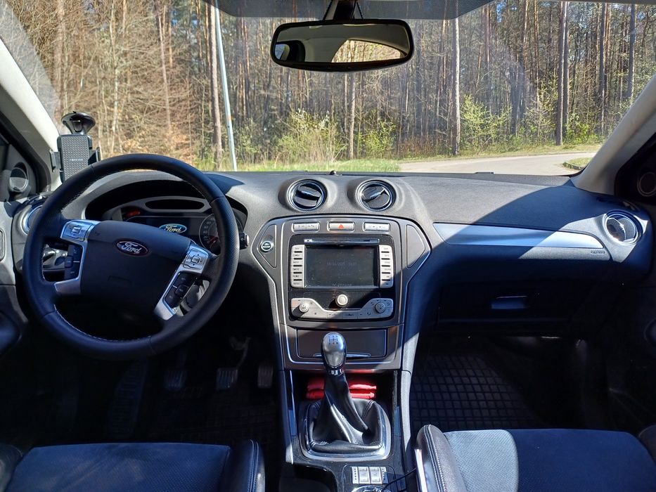 Ford Mondeo MK4 2.0b Titanium Convers