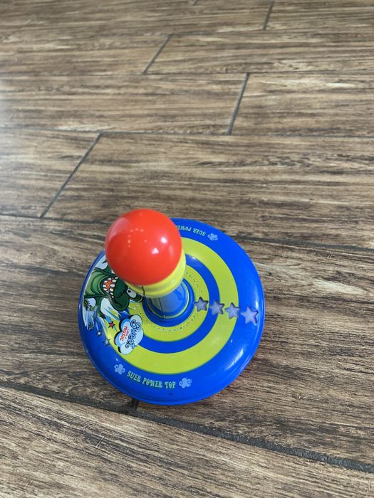 Игрушка юла