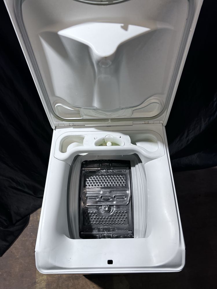 Вертикальная стиральная машина ELECTROLUX ewt10410. Доставка