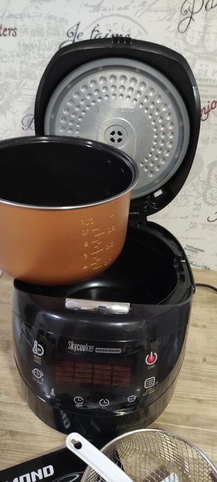 Мультиварка Redmond Sky Cooker M92S