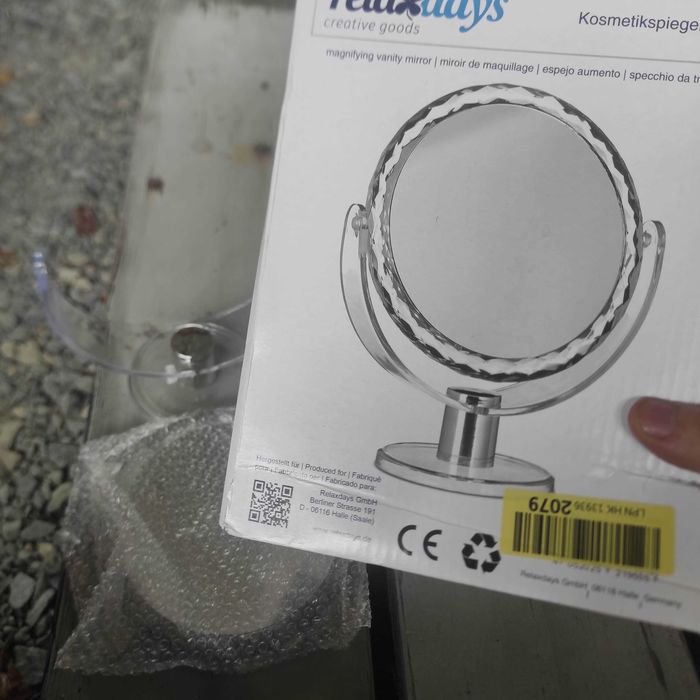 Lusterko łazienkowe z przyblizeniem firmy RelaxDays