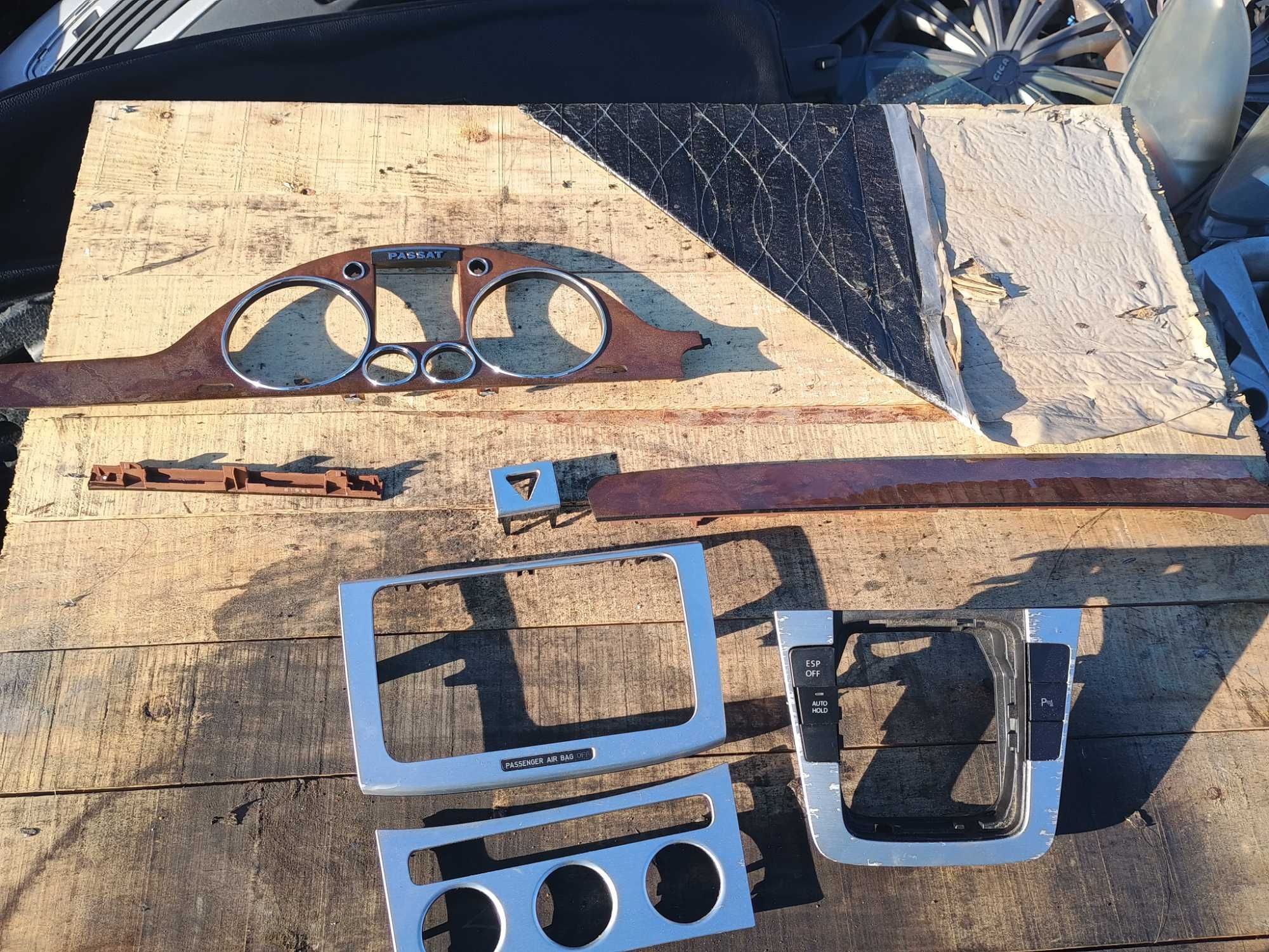 Dekory Listwy Ramka Osłona Konsoli Drewno + Aluminium kpl VW Passat B6