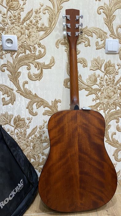 Гитара аккустическая 6 струн