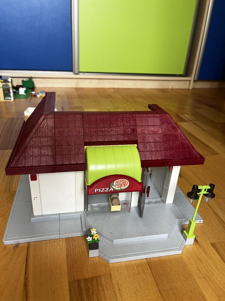 Play Mobile pizzeria