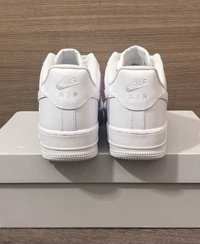 Nike Air Force 1 Low '07 White  39