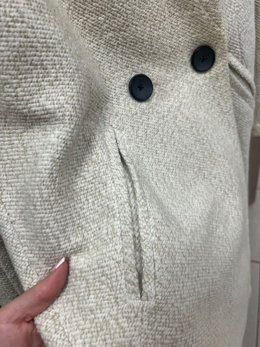 Пальто жіноче Stradivarius