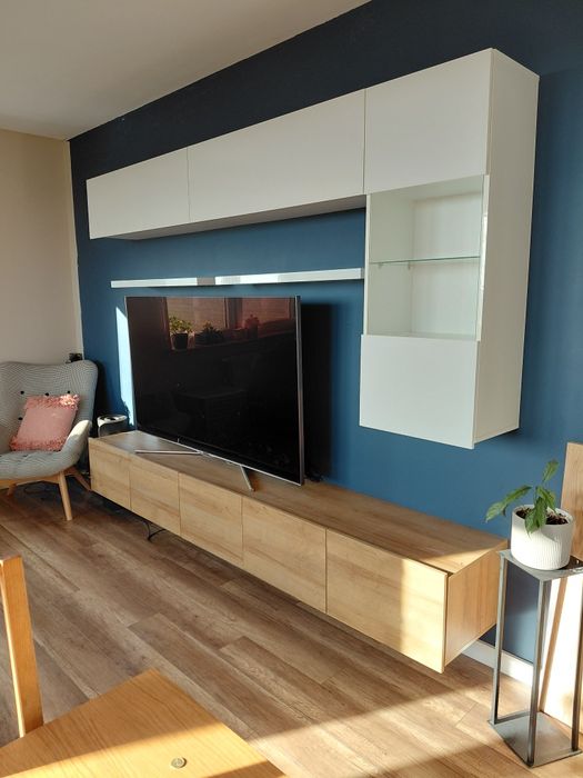 Zabudowa RTV wisząca