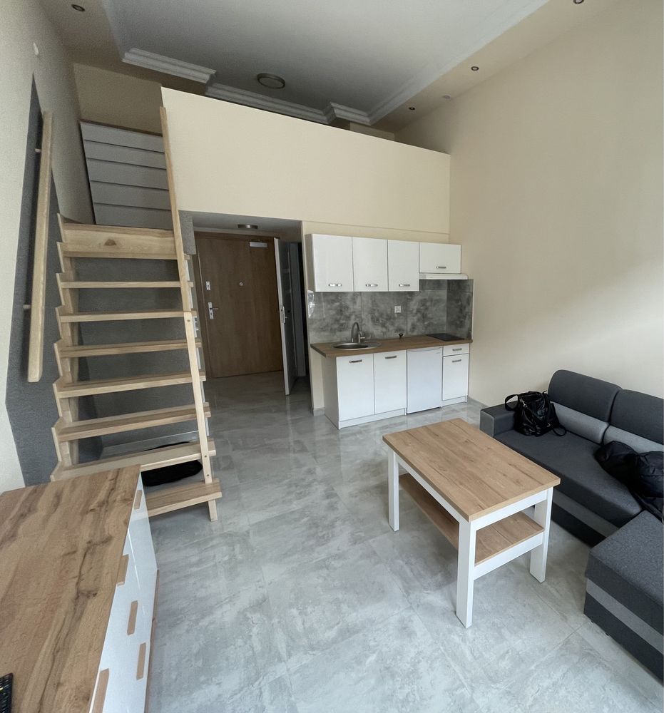 Apartament Wrocław z antresolą blisko lotniska