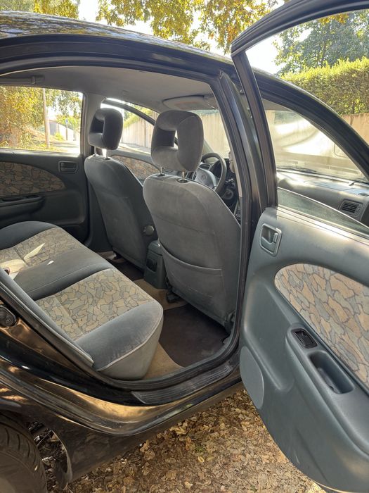 Toyota Avensis 1.6 Gasolina (1999) – Excelente estado! Negociavel