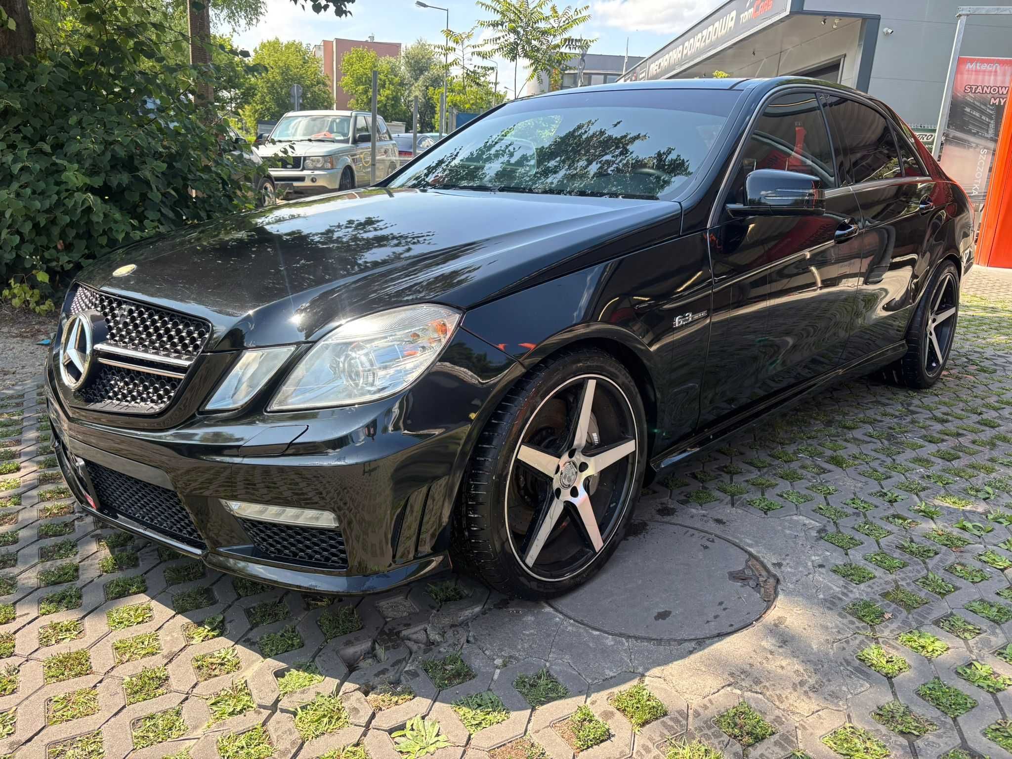 Mercedes-Benz E63 AMG