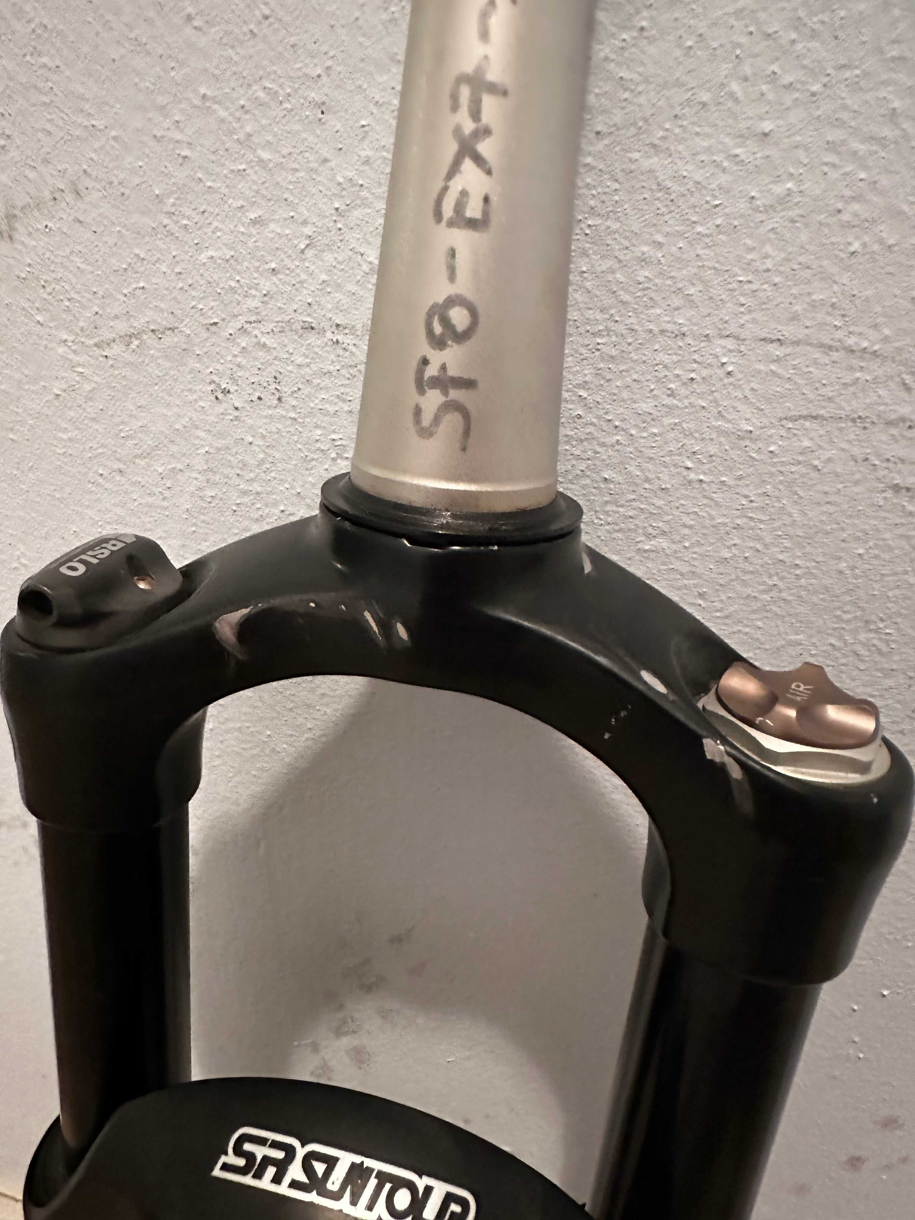 Amor powietrzny SR Suntour Epixon XC pod koła 27,5", używany, sprawny
