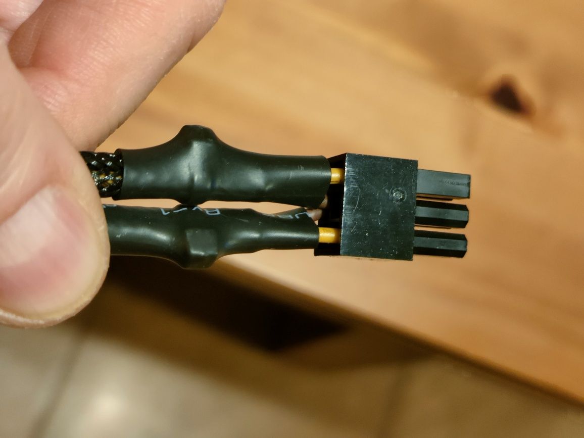 Kabel 2xmolex na 1x6 PCI-e