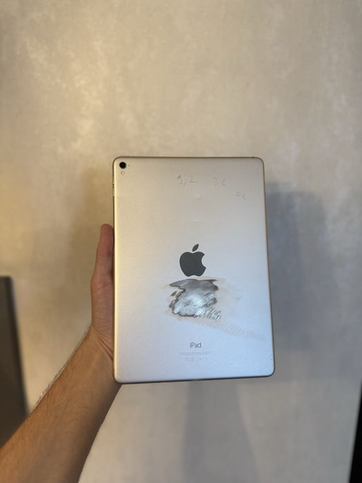 iPad Pro 9.7 32gb Silver планшет з гарантією для ігор