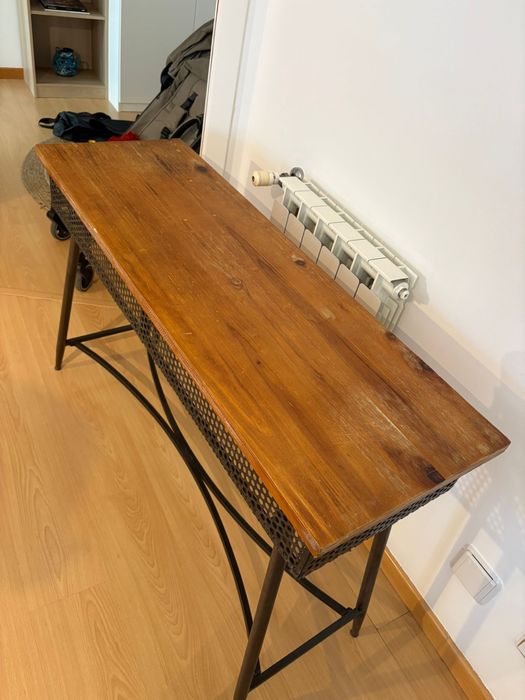 Mesa de apoio / entrada