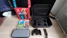 Nintendo Switch Oled +dwie gry + etui XXL+ etui małe