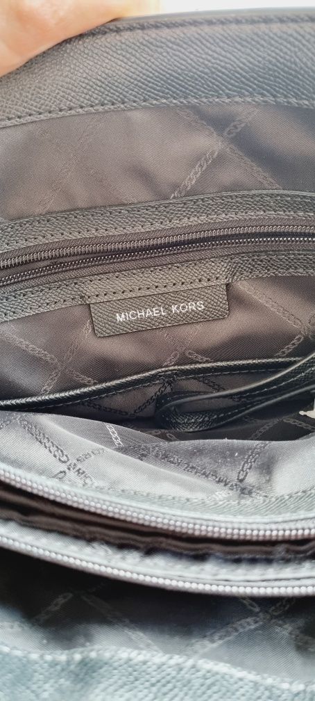 Torebka Michael Kors srebrna monogram