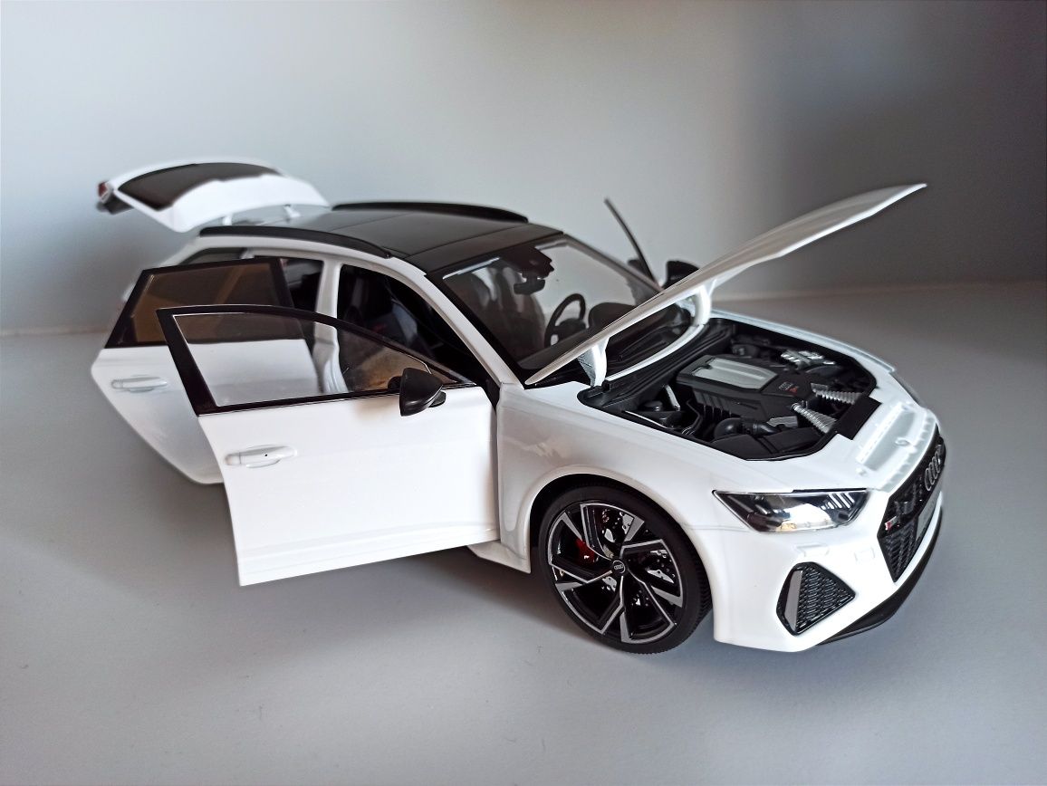 1:18 Audi rs6 Avant ,duży model