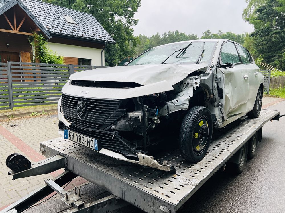 Peugeot 308  2022 rok F-Vat 23  1.5 D 130 KM  Led Automat Virtual