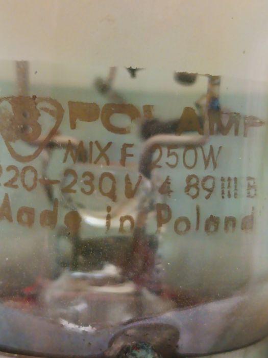 Żarówki sodowe lub rtęciowe