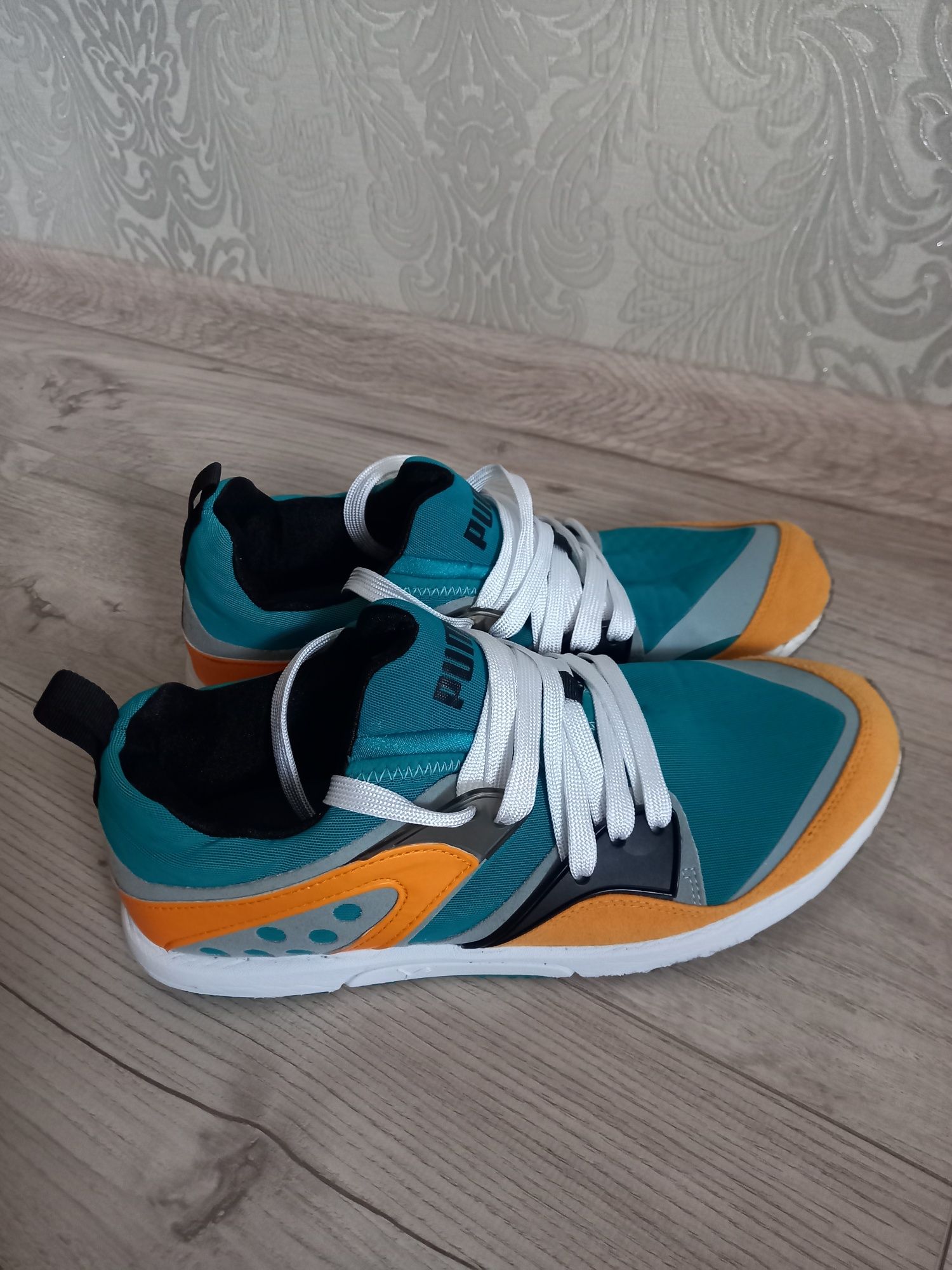 Продам кроссовки Puma.