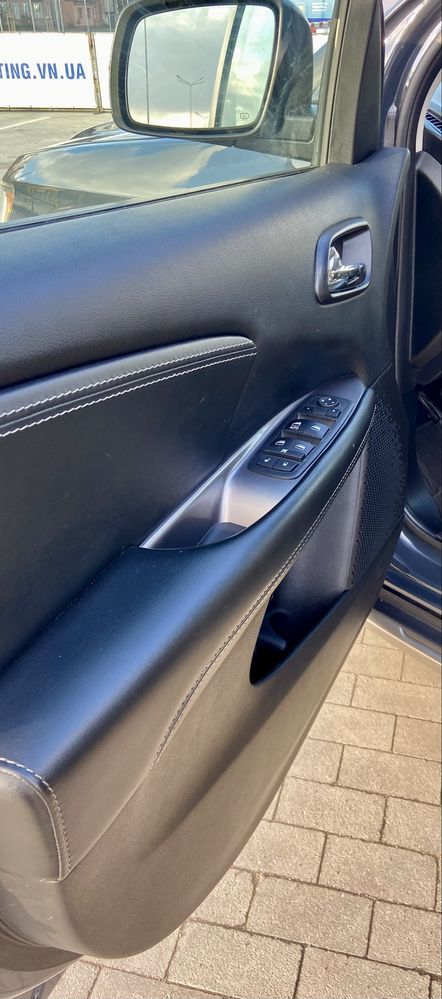 Продаю Dodge Journey 2017, 2.4 бензин, автомат