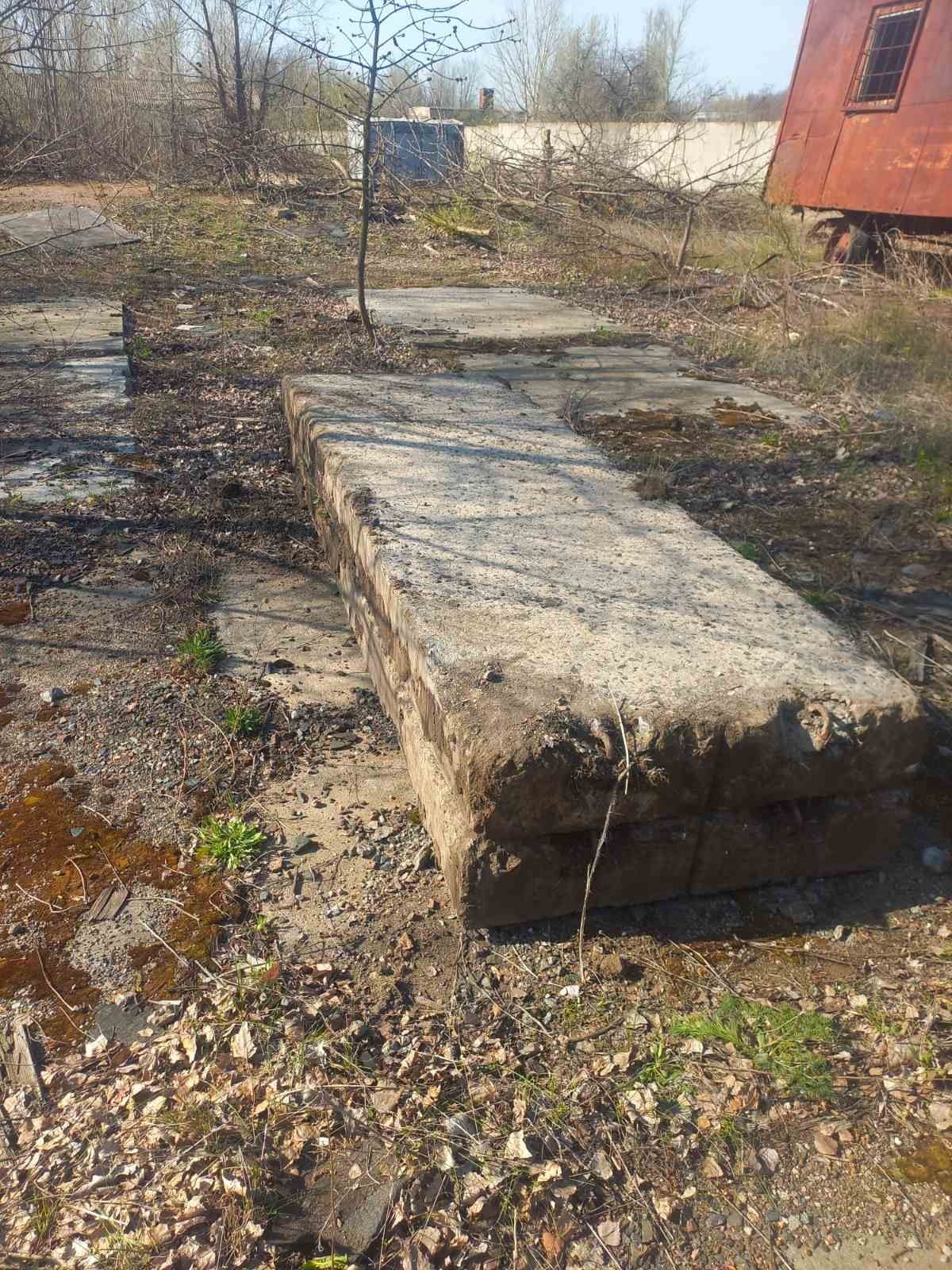 Продам дорожні Плити е объем