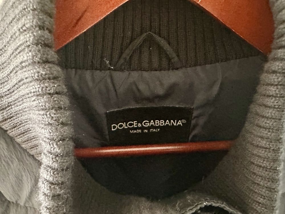 Куртка зимняя dolce gabbana размер L состояние новой