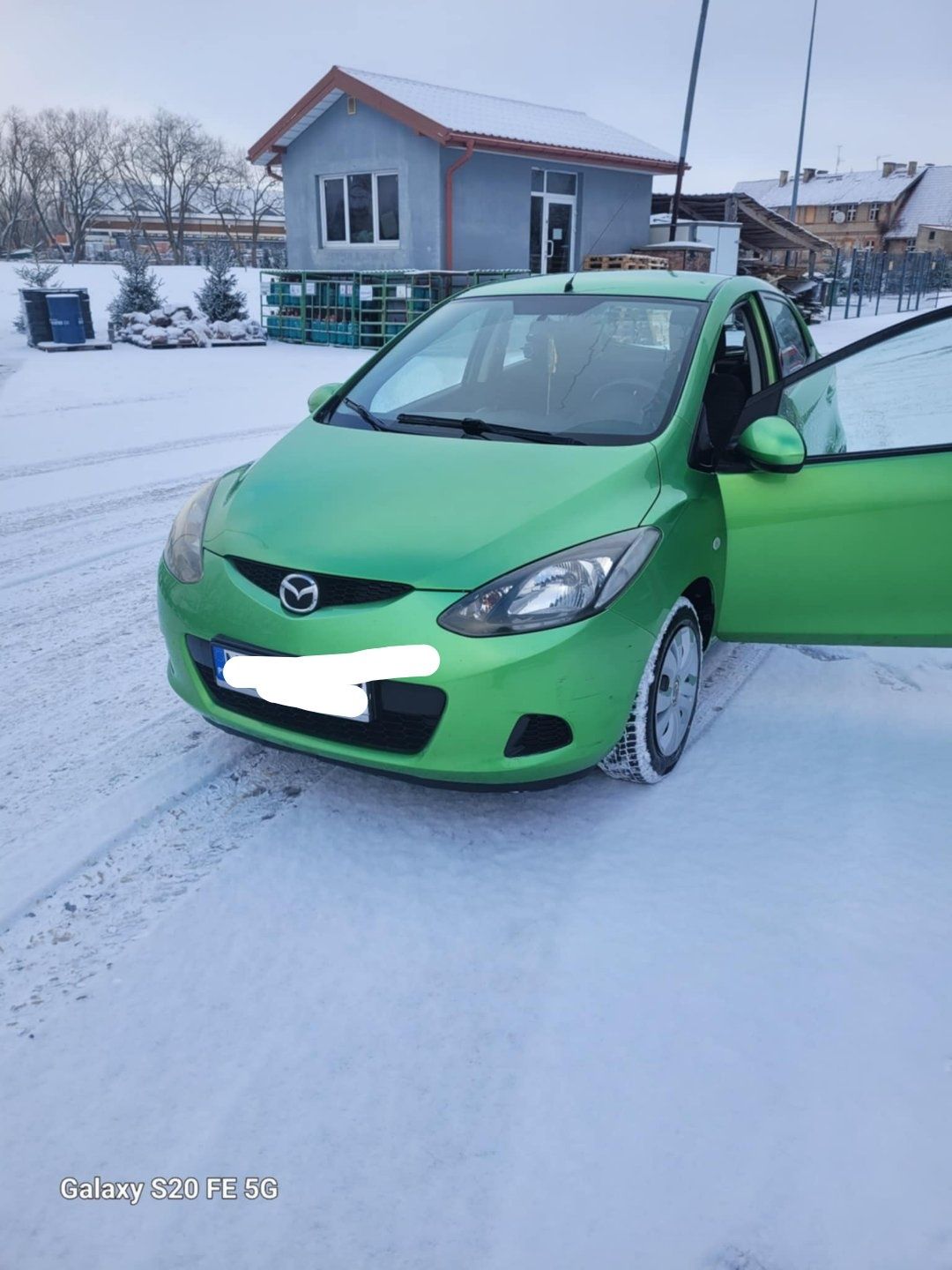 Samochód Mazda 2