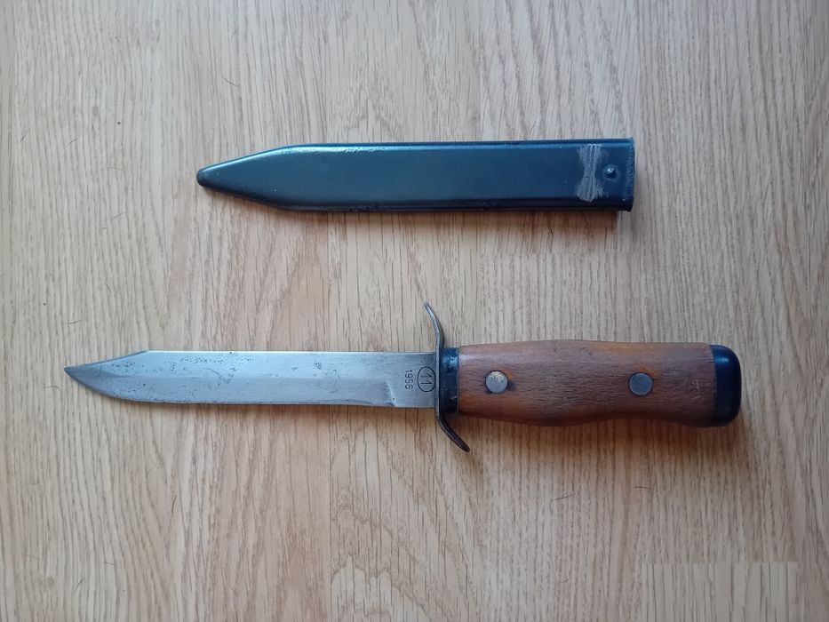 Nóż spadochroniarza wz 55