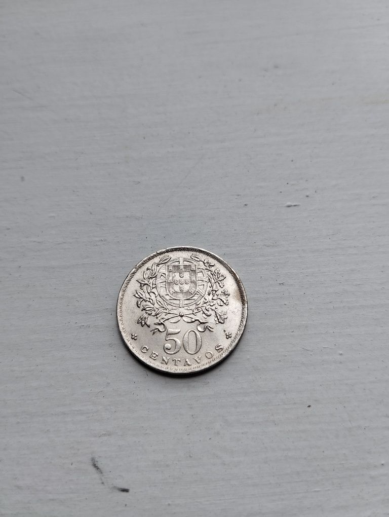Moeda de 50 centavos rara de 1935 muito difícil neste estado
